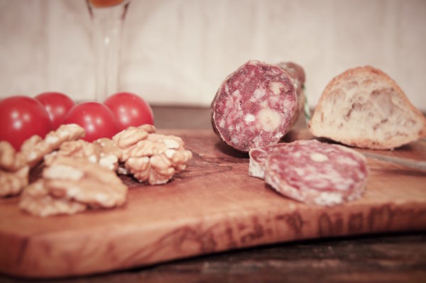 saucisson aux noix