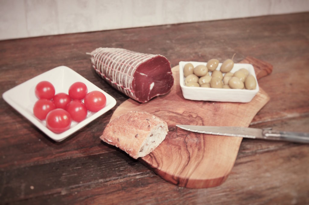 Filet mignon fumé - charcuterie - Saucisson Lyonnais